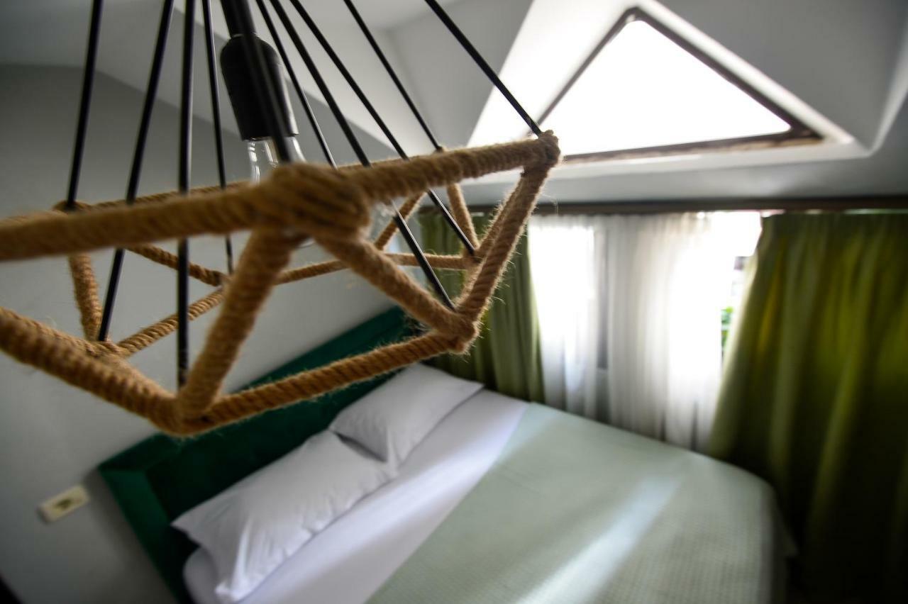 Niku Hotel 3*